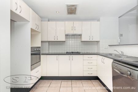 Ultra Modern ALROSE Apartment - Photo 3