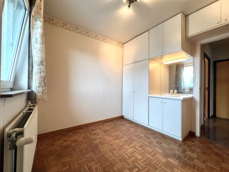 Ruim appartement met 2 slaapkamers in hartje Genk - Foto 2