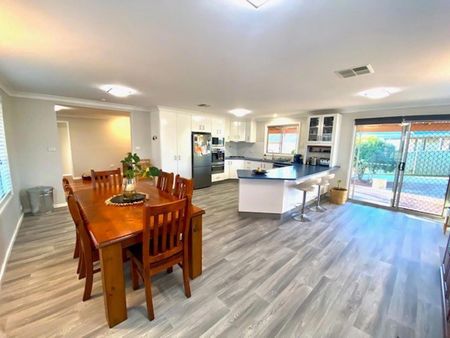 Freshly Renovated Family Home in a Quiet Holmesville Setting - Photo 3