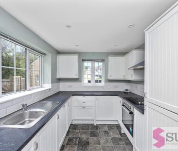 3 bedroom semi-detached house to rent - Photo 1
