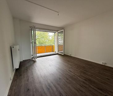Einziehen & Wohlfühlen – Frisch sanierte 4-Raum-Wohnung mit Flair - Photo 1