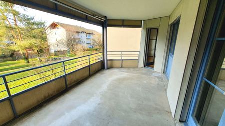 Schöne 3.5 Zimmerwohnung mit grossem Balkon - Foto 3