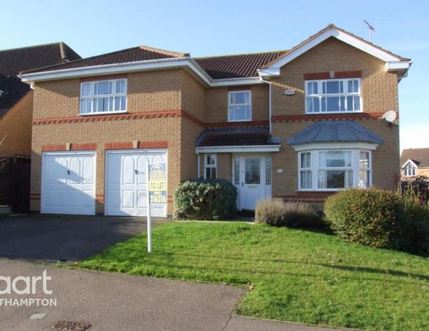 5 bedroom detached house to rent - Photo 1