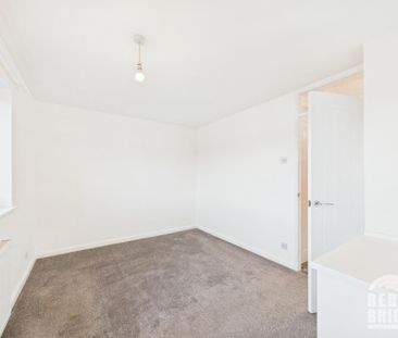 2 bedroom semi-detached house to rent - Photo 2