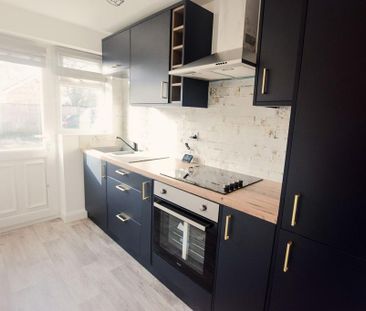 2 bedroom terraced house to rent - Photo 6