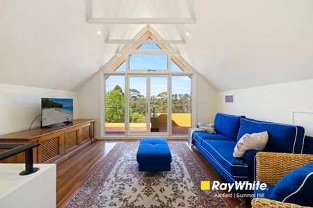 Grand 4-Bed Luxury Residence in Drummoyne with Alfresco & Double Garage - Photo 2