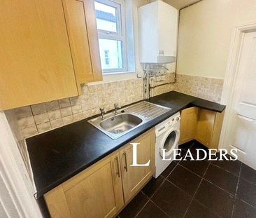 1 bedroom flat to rent - Photo 6