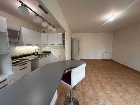 Location Appartement 3 pièces 61m² OZOIR LA FERRIERE 77330 - Photo 5