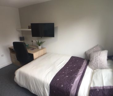 Superior Studios (Halls A) - Photo 6