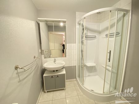 APPARTEMENT 3 PIECES PONT-DE-ROIDE - Photo 5