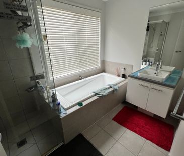 Lovely Banks - Photo 6