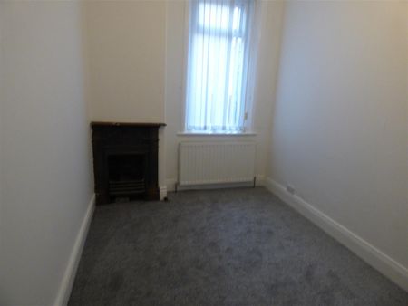 2 bed flat to rent in Trewhitt Road, Heaton, Newcastle Upon Tyne - Photo 5