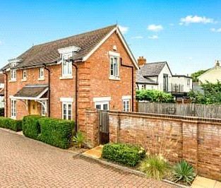 2 bedroom detached house to rent - Photo 1