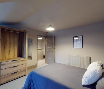 8 bedroom house to rent - Photo 4