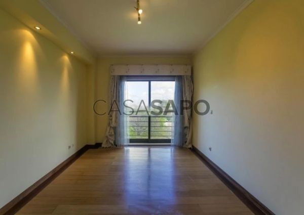 Apartamento T3 para alugar em Vila Nova de Gaia