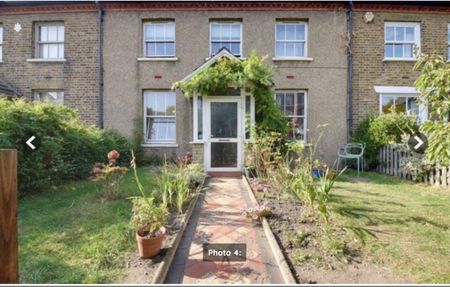 Room in a Shared House, The Burroughs, NW4 - Photo 5