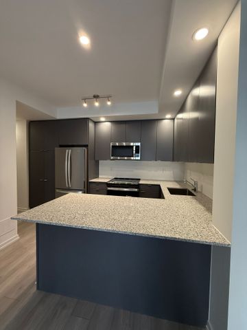 For Lease - 17 Lytham Green Circle Unit# 23, Newmarket, Ontario - Photo 4