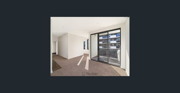 Stylish and Modern 1-Bedroom Apartment in Belmont - Photo 1