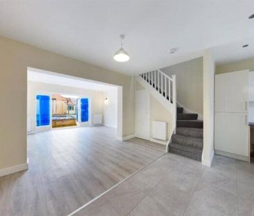 North Ives, Pontefract, West Yorkshire, WF8 - Photo 5