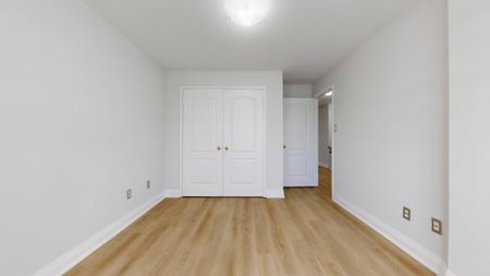 For Lease - 3985 Eglinton Avenue Unit# 22, Mississauga, Ontario - Photo 2