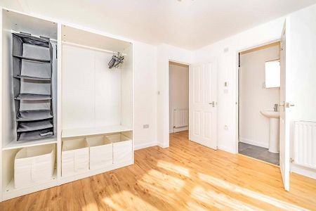 2 bedroom maisonette to rent - Photo 4