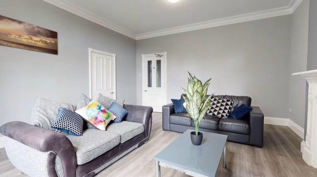 Flat 4, Whitefield House, Plymouth - Photo 1