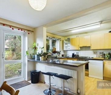 4 bedroom terraced house to rent - Photo 2