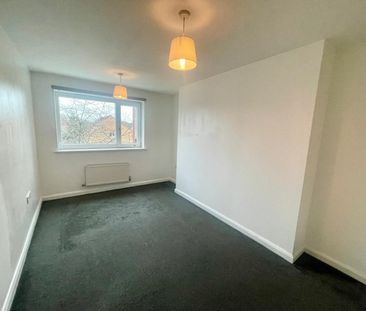Modern 2‑bed, 2‑bath apartment in Chellaston, close to Rolls Royce.... - Photo 4