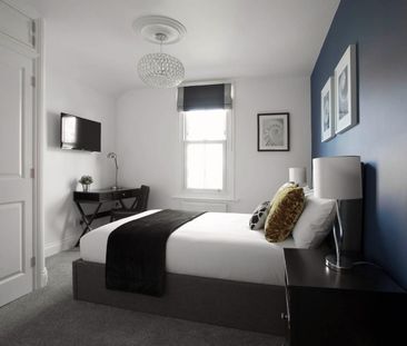 1 bedroom Flat To Let - Photo 4