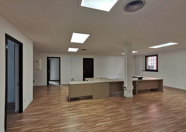 Carrer Marquès de Cornellà, Cornellà de Llobregat, Catalonia 08940