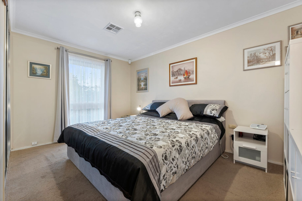 13 Elliott Avenue, Gulfview Heights SA 5096 - House For Rent - $660 | Domain - Photo 1