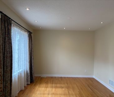 For Lease - 12 Haviland Circle, Brampton, Ontario - Photo 1