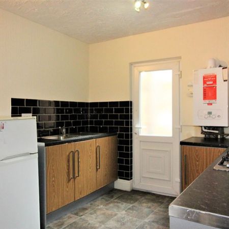 Latham Street Flat, PRESTON, Lancashire PR1 3TE - Photo 3