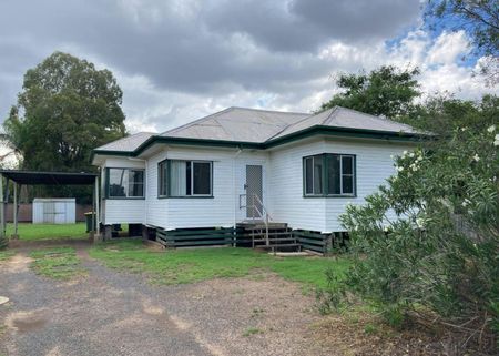 Your Next Home Awaits at 17 Wallace Street - Photo 5