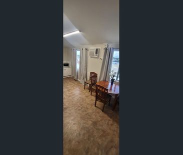 Furnished Unit In Town - Photo 5