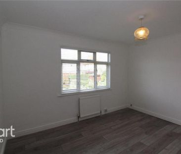 4 bedroom detached house to rent - Photo 6