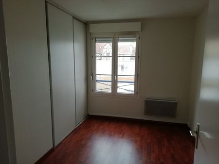 Appartement T3 Bis – MOULINS centre – Quartier des Mariniers - Photo 2