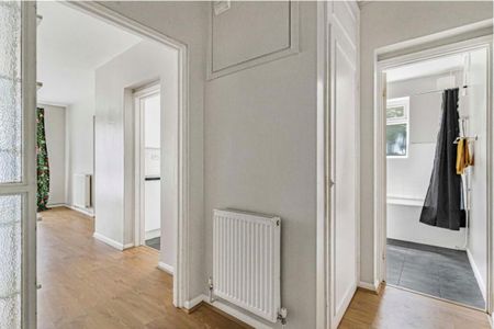 1 Bed Flat, Ian Court, SE23 - Photo 5