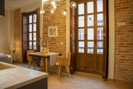 Carrer de la Creu, Valencia, Valencian Community 46003 - Photo 2