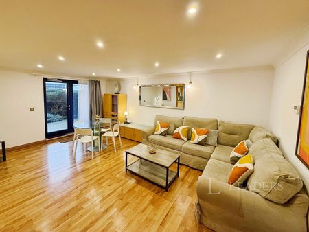 1 bedroom apartment to rent Charter House, 85 Canute Road, Southampton, SO14 - Photo 2