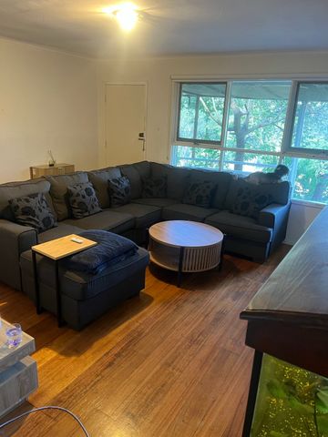 Mooroolbark - Photo 2