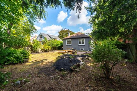 For Lease - 74 West 3rd Street, Hamilton, Ontario - Photo 2