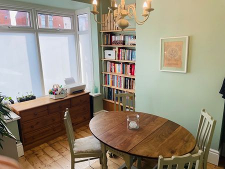 3 Bed Terraced House, Beakes Road, B67 - Photo 3