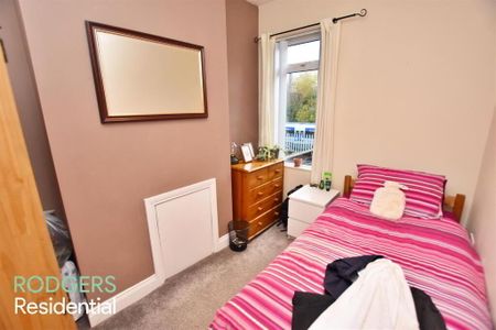 88 Donegall Avenue, Belfast, BT12 6LX - Photo 4