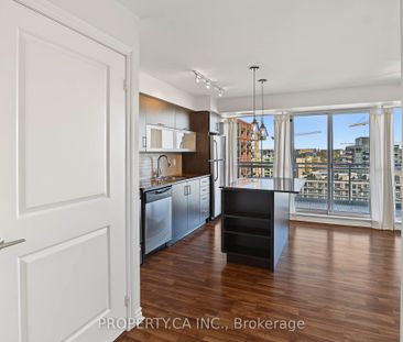 Vibe at Liberty Village Lofts #1508 - Photo 3