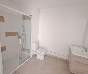 Location Appartement 2 pièces 45m² JUVIGNAC 34990 - Photo 3