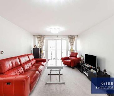 Hinds Court, Perkins Gardens, Ickenham, UB10 - Photo 4