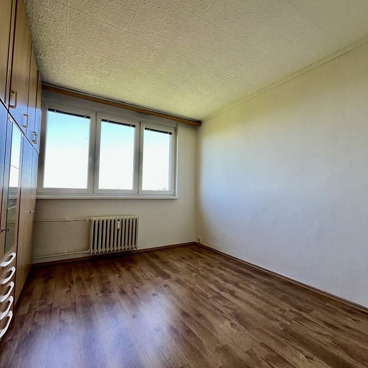 Pronájem bytu 3+1 64 m² - Fotografie 1