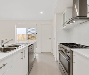 7 Tern Street, Bellbird Park - Photo 6