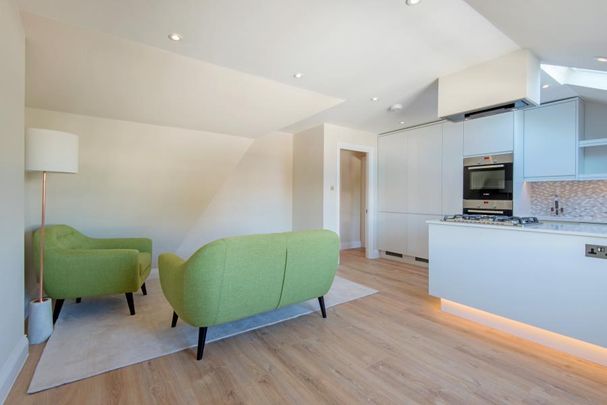 3 bedroom apartment to rent - Photo 1